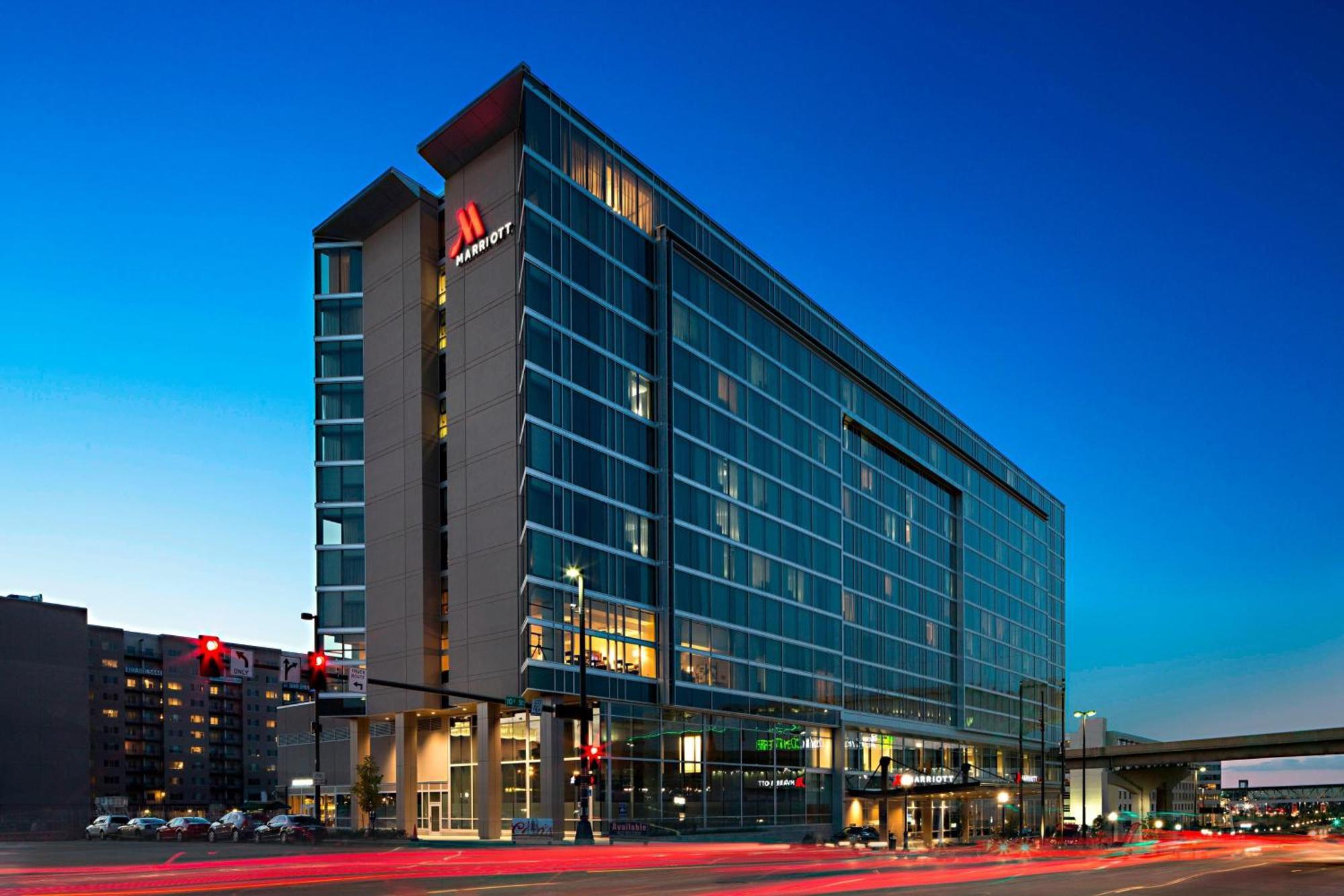 Omaha Marriott Downtown At The Capitol District Hotel Exterior foto